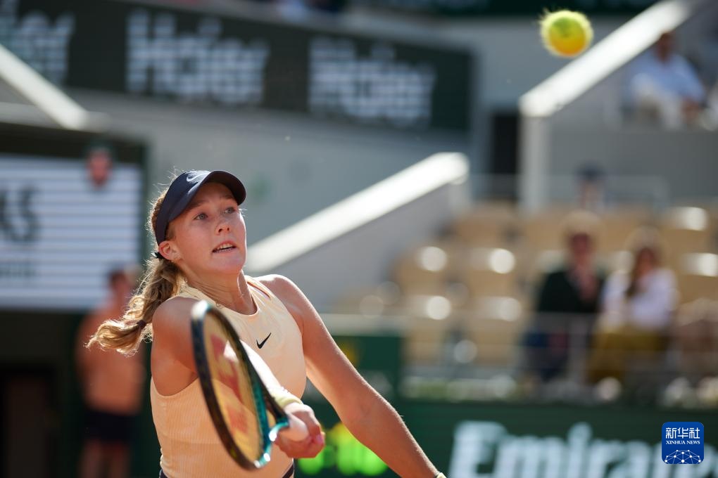 令人瞩目的 令人瞩目的