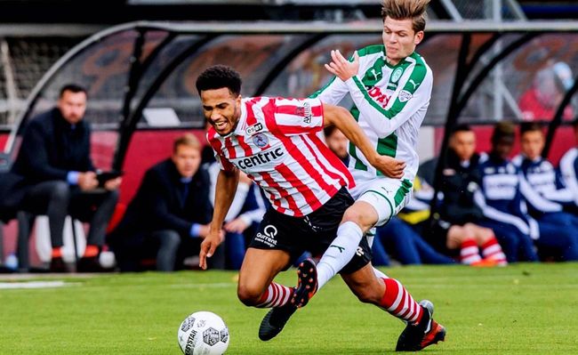 示出了超凡 示出了超凡