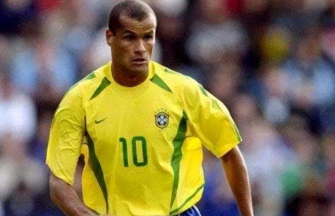 中展现了出 中展现了出